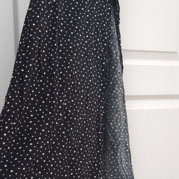 Abercrombie & Fitch Black Midi Dress W/ Side Cutouts, Slit, And Pockets - Picture 3 of 9